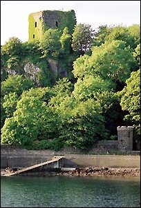photo of Dunollie Castle